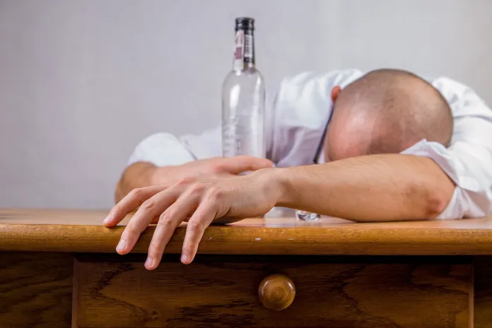 En un 70% bajan ventas de licor en el Zulia, por temor a morir al consumir 