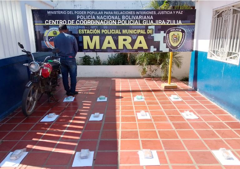 Capturado con doce panelas de marihuana en el municipio Mara