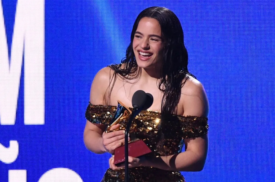Rosalía gana el Grammy a Mejor Álbum Latino Alternativo por 