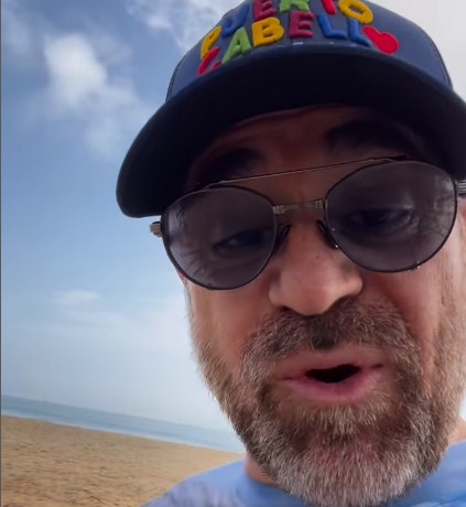 Rafael Lacava desmiente que se haya caído en un acto de campaña: Buscaba mis lentes preferidos, los azules