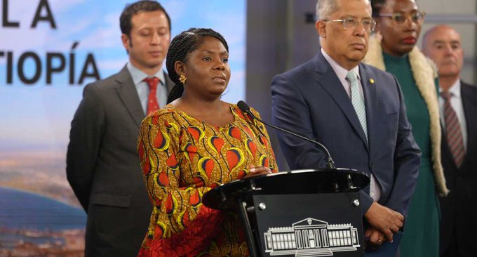 Vicepresidenta de Colombia propone enseñanza de la lengua africana suajili