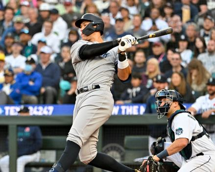 Aaron Judge dos jonrones