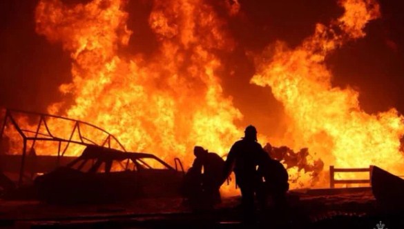 Al menos 35 muertos en un inmenso incendio en una gasolinera en Rusia