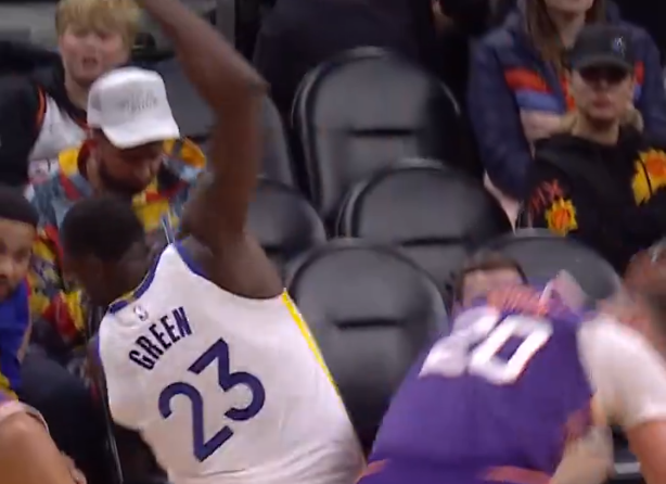 Expulsan a Draymond Green por un puñetazo contra Jusuf Nurkic (Video)
