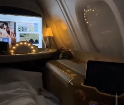 Primera clase en un vuelo de Dubái a San Francisco: 25 mil dolitas