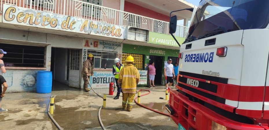 Registran incendio en local de comida rápida en Cabimas: Dos personas atendidas