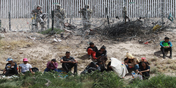 Migrantes abandonan puntos de cruce irregular en Juárez tras anuncio de Biden