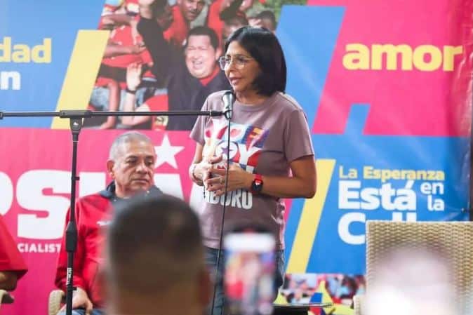El 1×10 tiene que ser para el voto convencido y consciente: Delcy Rodríguez en Bolívar