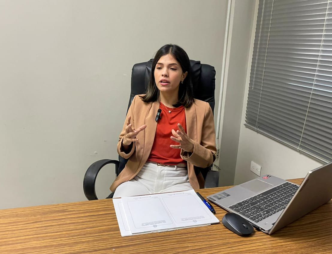 En la ciudad de Maracaibo, la salud mental se ha convertido en un tema de preocupación creciente, especialmente en medio de la crisis económica y social que ha afectado a la región. Una de las preguntas que muchos se hacen es: ¿Cómo saber si estás volviéndote loco?