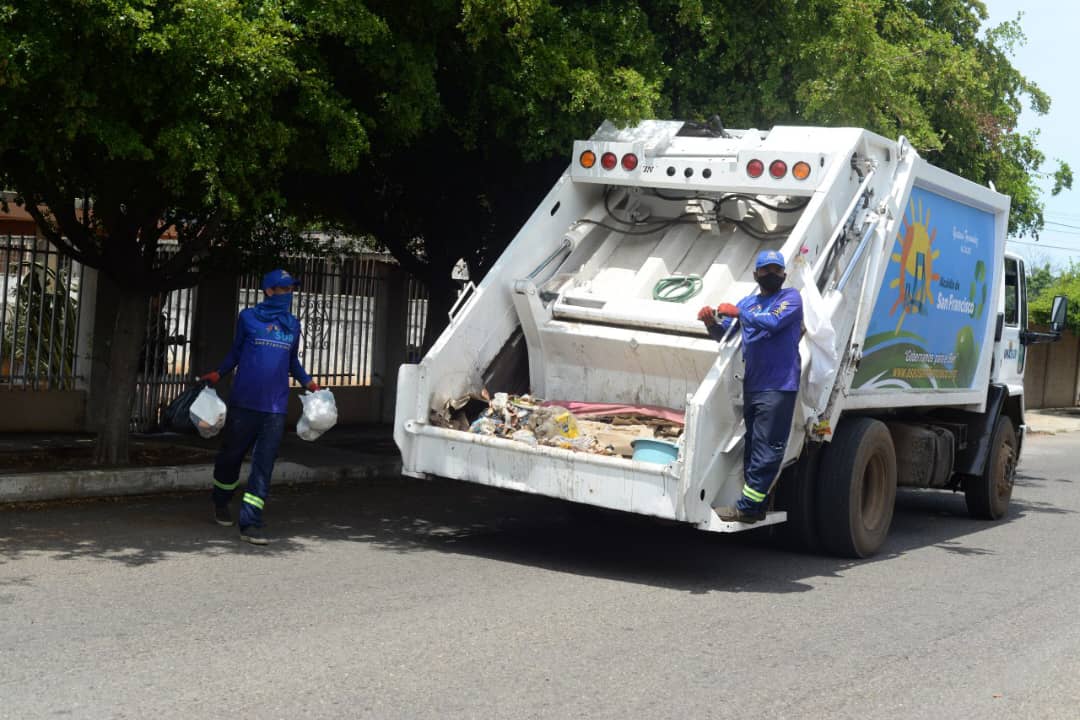 Imasur recolecta 453 toneladas de desechos sólidos en tres parroquias tras despliegue de recolección domiciliaria
