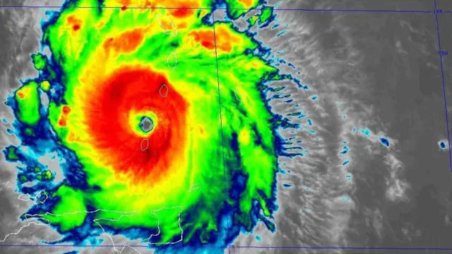 Huracán Beryl agarró fuerza y llegó a categoría 5 en el Caribe