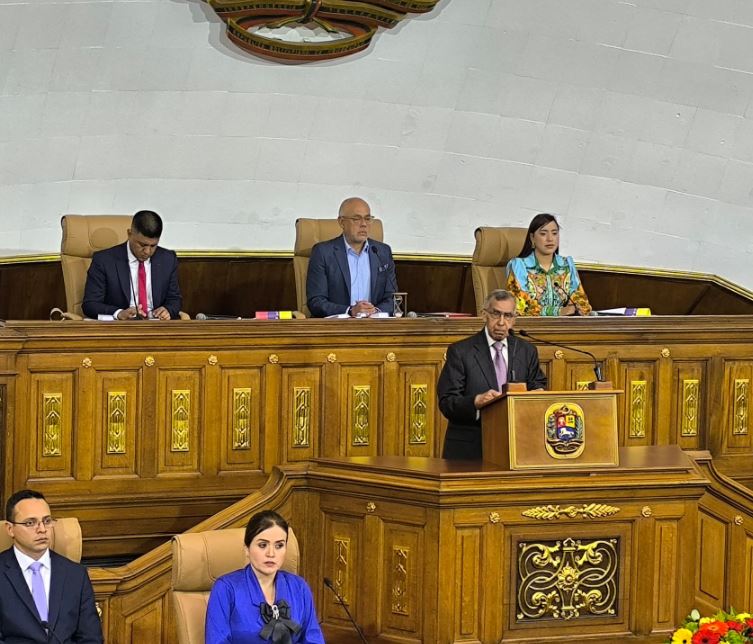 Inicia Sesión Solemne en conmemoración al Bicentenario de la Batalla de Junín