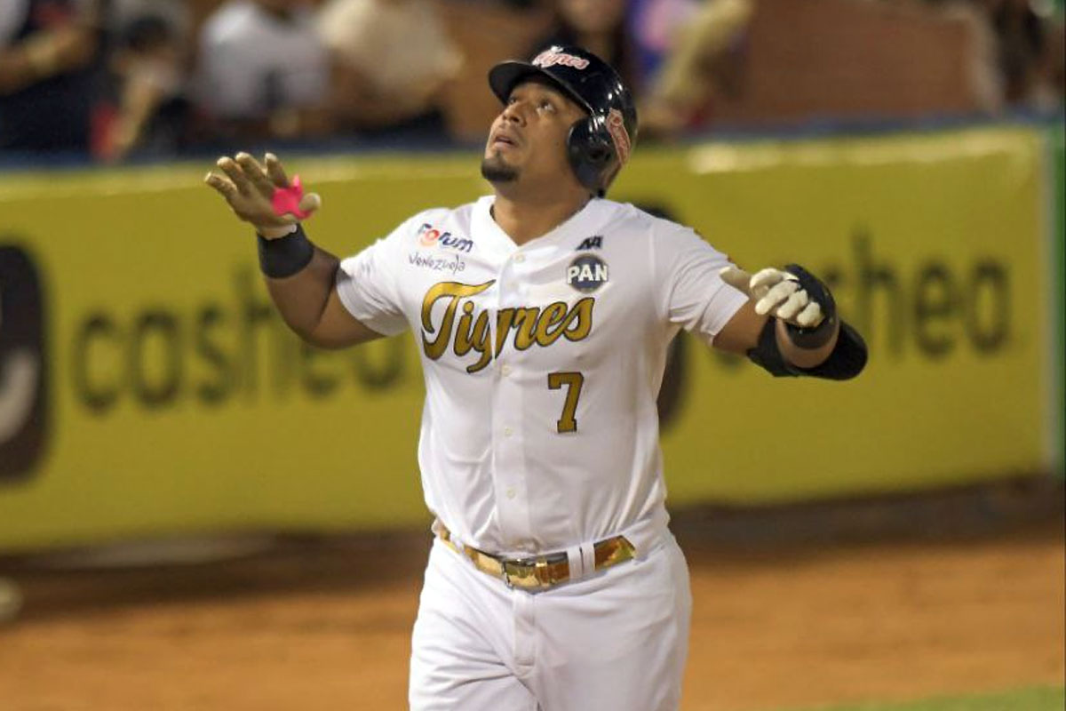 Tigres aplastó con blanqueada a Bravos