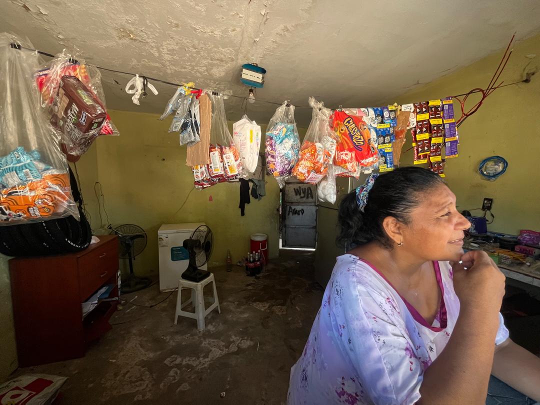 La tradición, la variedad de productos y la cercanía, mantienen viva la cultura de las tiendas populares en los barrios