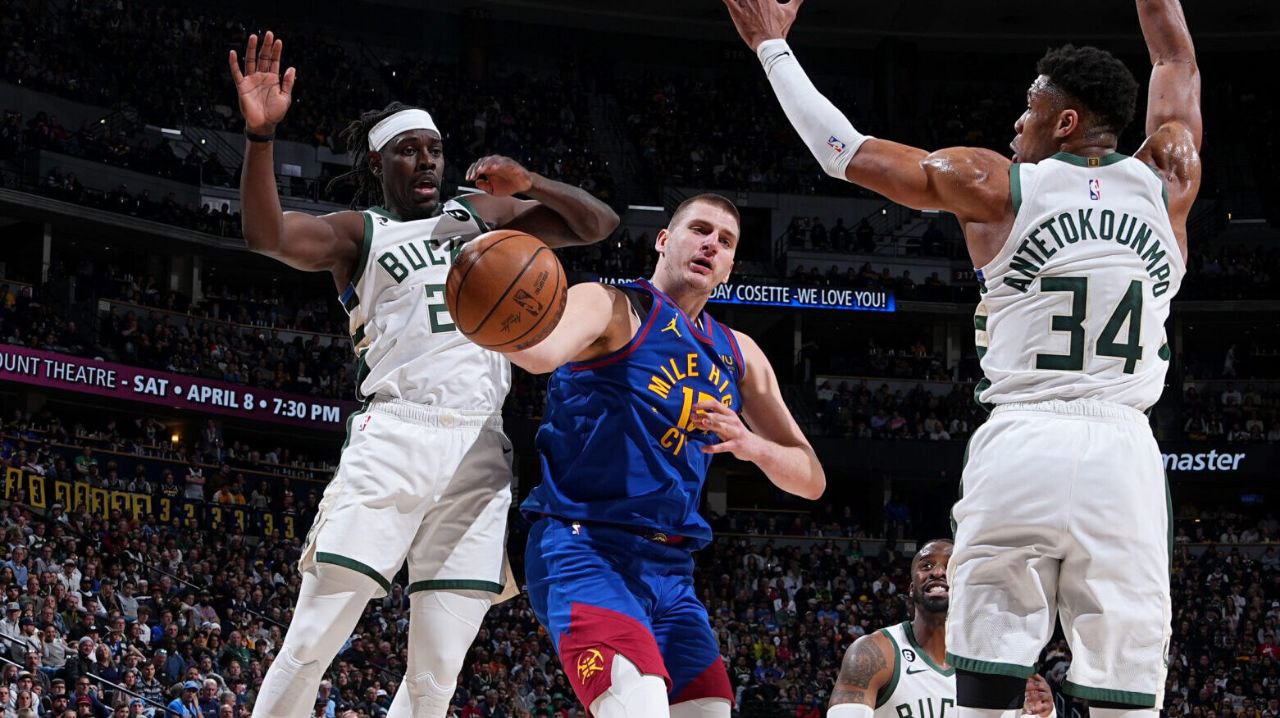 Nuggets ganó su partido ante Bucks con un Jokic brillante