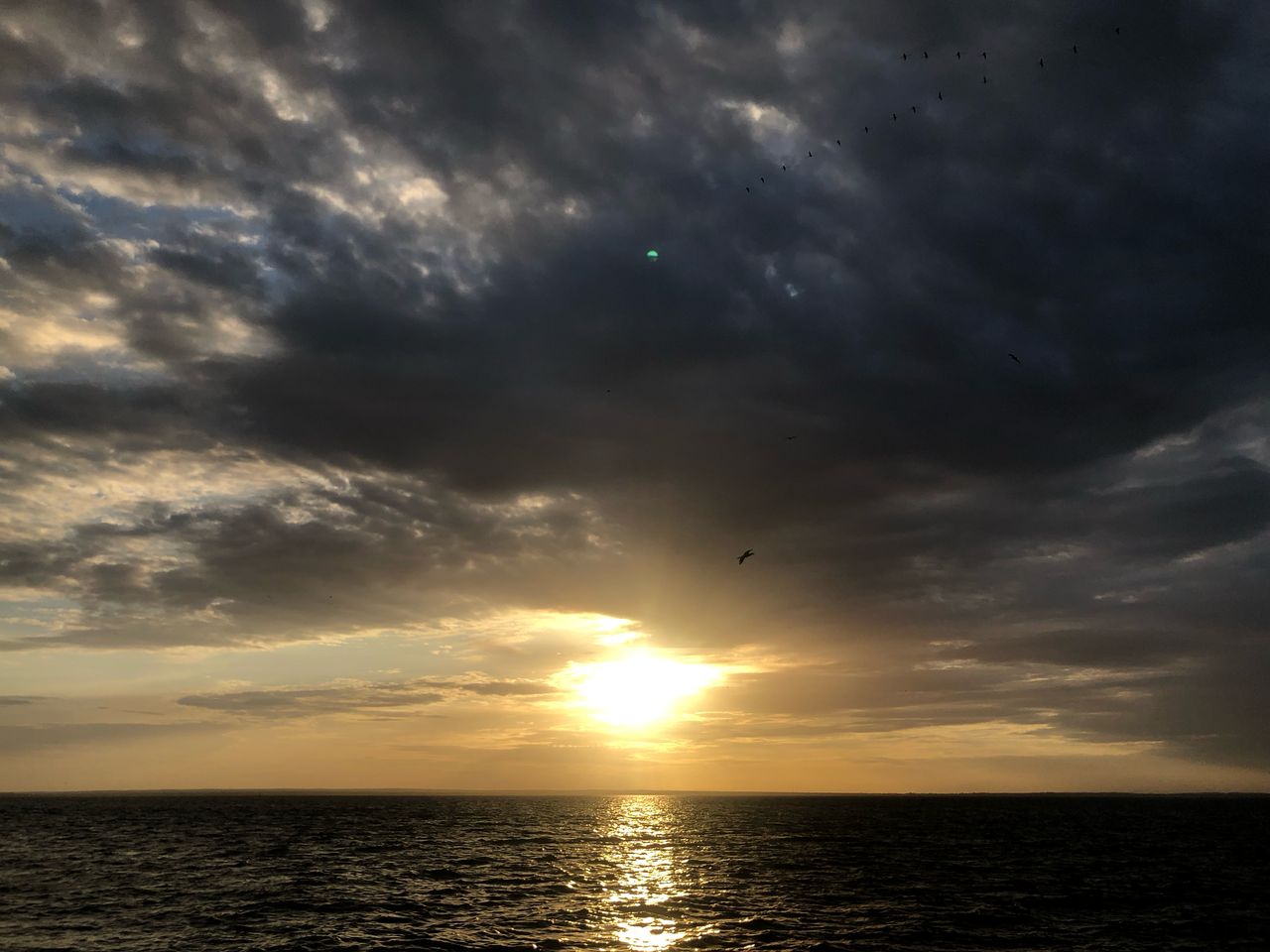 ¡Ver… en  Maracaibo es así!:Después de la tormenta, el Sol nos achicharra con la calma