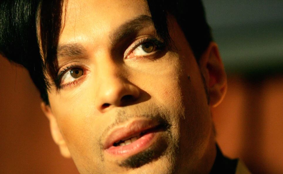 Un 21 de abril, Prince muere a los 57 años
