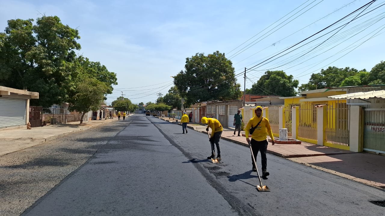 Gobernación del Zulia potencia el desarrollo vial en el sector Sierra Maestra de San Francisco
