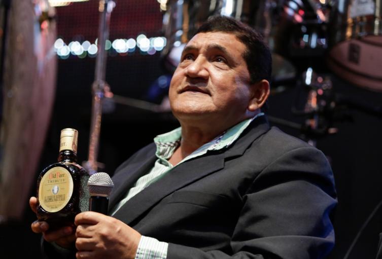Poncho Zuleta le entrega con fe sus días santos a Dios