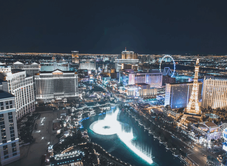 De la arena al horizonte: Cómo los casinos reconvirtieron las economías de Las Vegas y Macao