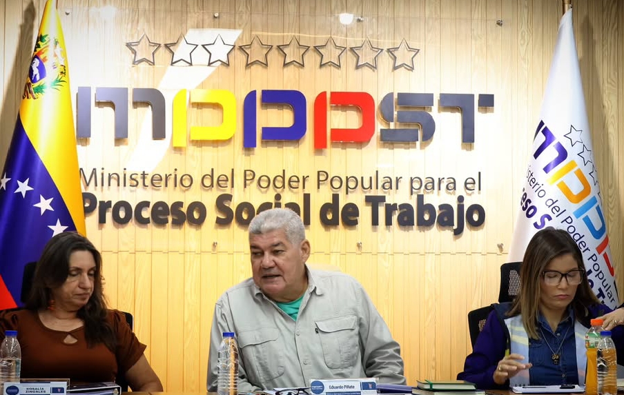Anuncian plan para atender las necesidades de los trabajadores de base