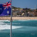 Australianos votan en elección marcada por la inflación y los aranceles de Trump