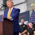 Trump exige una 
