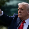 Trump vuelve a presionar a Harvard por negarse a facilitarle los datos personales de sus estudiantes extranjeros