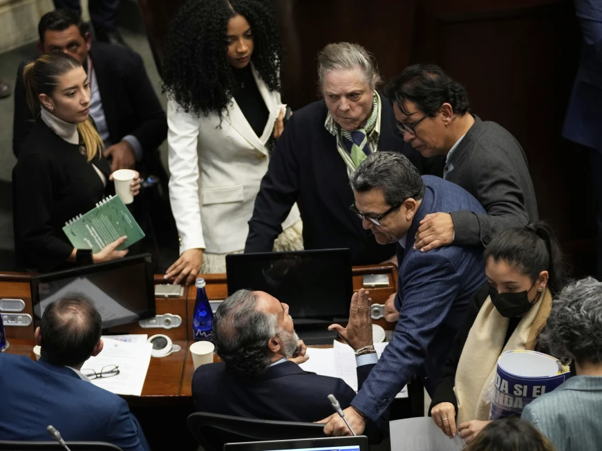 ️Senado colombiano rechaza la consulta popular de Petro