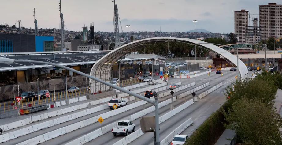 La caída de un peligroso imperio: Se entregaron 17 familiares del Chapo Guzmán a las autoridades estadounidenses