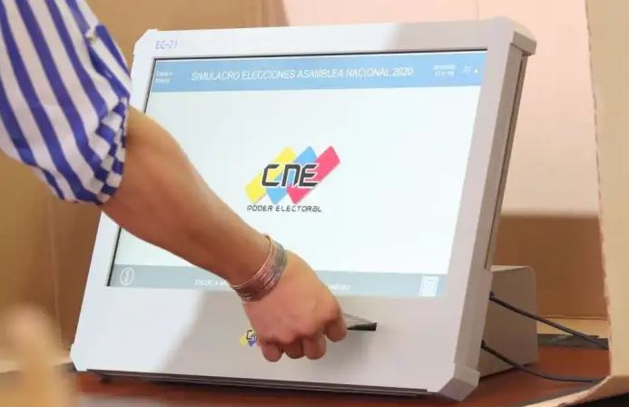 Se elegirán 24 gobernadores, 285 diputados a la Asamblea Nacional y 260 legisladores para los consejos legislativos de estados