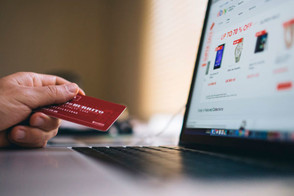 Más del 40 % de las empresas en el país comercializan sus productos por internet pero no todas facturan digitalmente: Cavecom-e