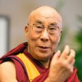 El dalái lama da una señal clave sobre su sucesión: El líder espiritual está en vísperas de su cumpleaños número 90