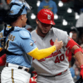 Los hermanos Contreras conectan jonrones en un mismo juego para dejar una huella histórica en la MLB