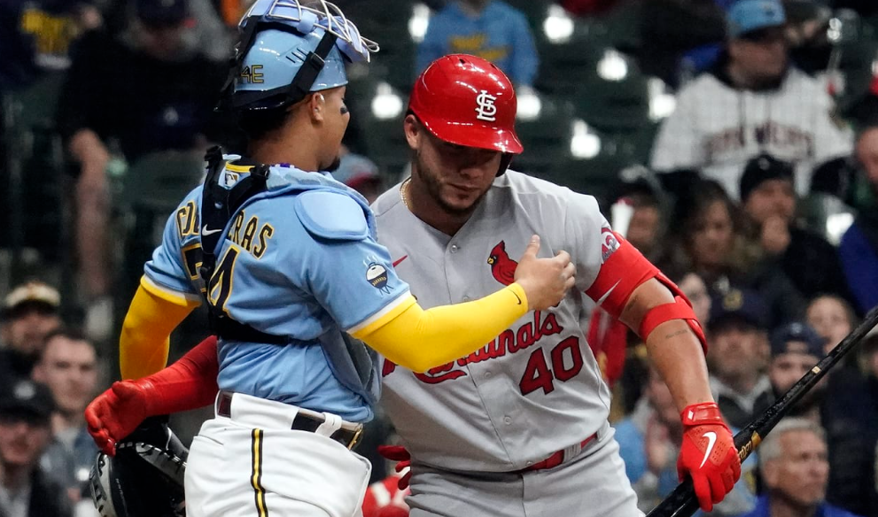 Los hermanos Contreras conectan jonrones en un mismo juego para dejar una huella histórica en la MLB