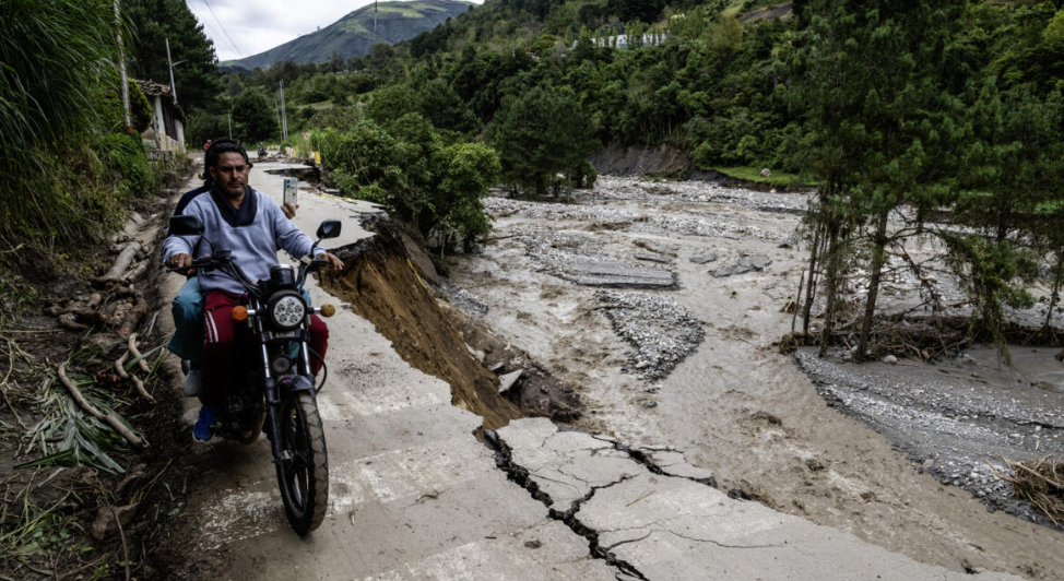 Mérida restringe paso en la vía Trasandina tras daños causados por lluvias