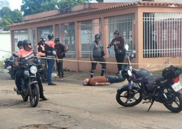 Muere empresario degollado por un mecate cuando iba en su motocicleta por una vía de Bolívar