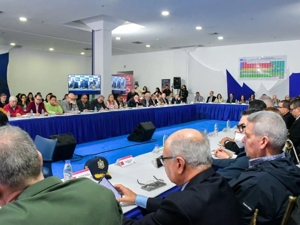 Eliminan pruebas internas para ingreso a universidades públicas del país