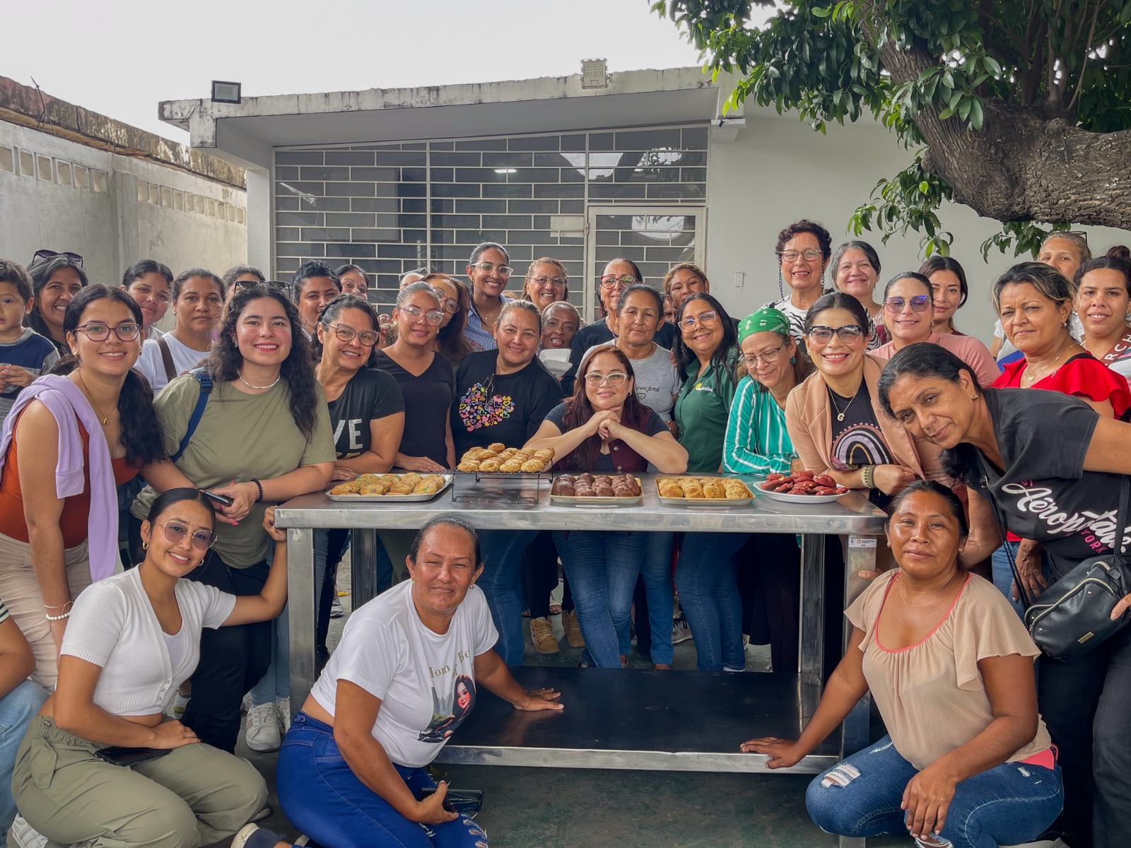 Alcaldía de Maracaibo impulsó en el primer semestre de 2025 la independencia económica de más de 600 mujeres