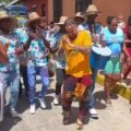 Al ritmo de los tambores Nacho disfruta de unas vacaciones en Choroní