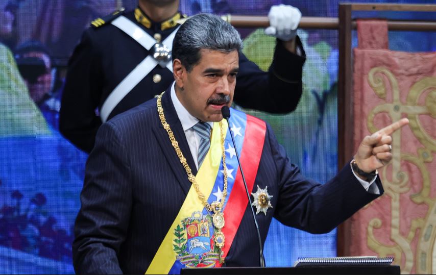 Presidente Maduro confirma proceso para vender Monómeros a Colombia