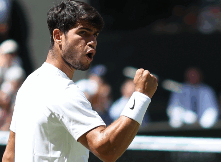 Alcaraz se instaló en su tercera final consecutiva en Wimbledon tras derrotar a Fritz
