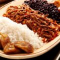 ¡Me le ponéis arroz y plátano!: 