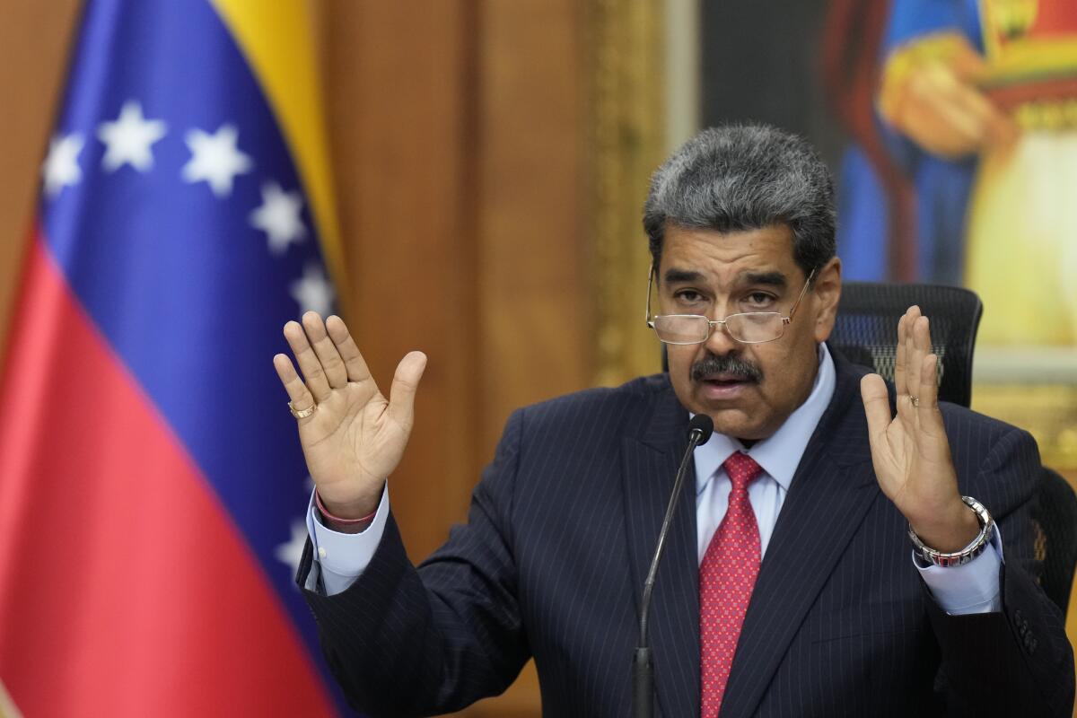 Gobierno confirma liberación de 252 venezolanos detenidos en el CECOT
