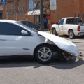 Fuerte choque provocó el vuelco de una camioneta en la calle 67 de Maracaibo