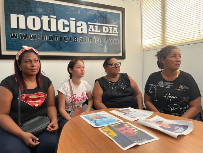 La pesadilla de estas madres zulianas terminó: Sus hijos detenidos en El Salvador regresan a casa