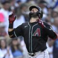 ¡Cayó el 29! Eugenio Suárez aumentó su cuota jonronera