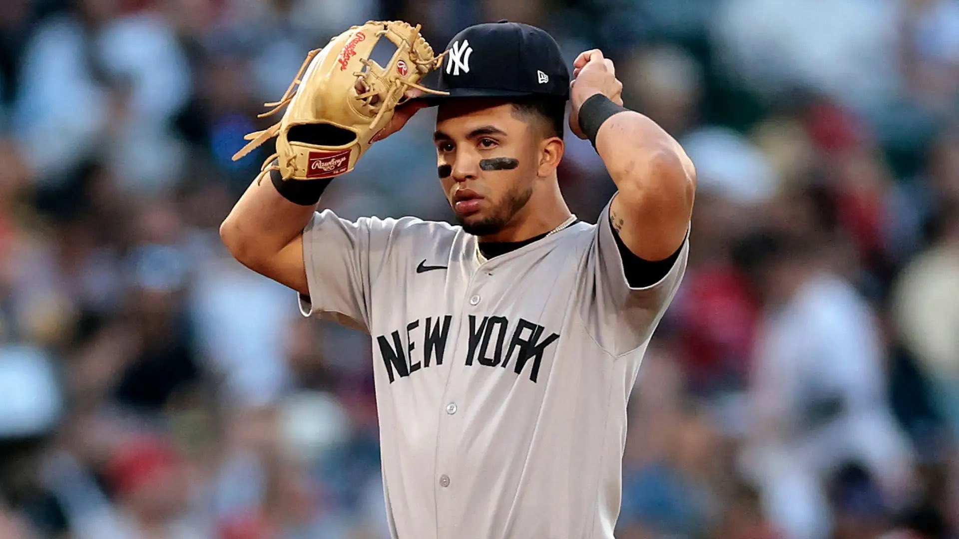 Oswald Peraza fue cambiado desde los Yankees a los Angelinos