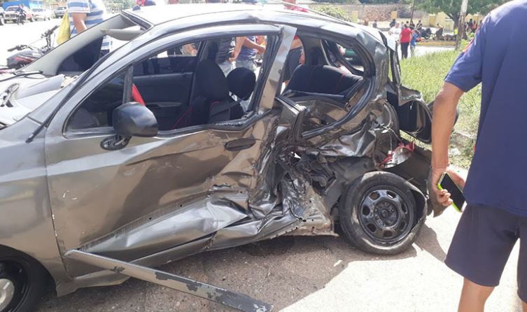Dos fallecidos en accidente de tránsito registrado en Lagunillas