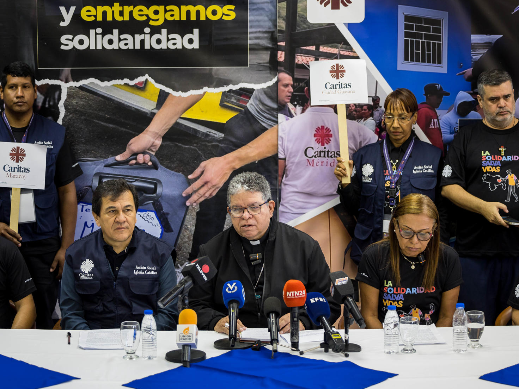 Cáritas Venezuela distribuye 160 toneladas de ayuda a más de 100 mil afectados por lluvias
